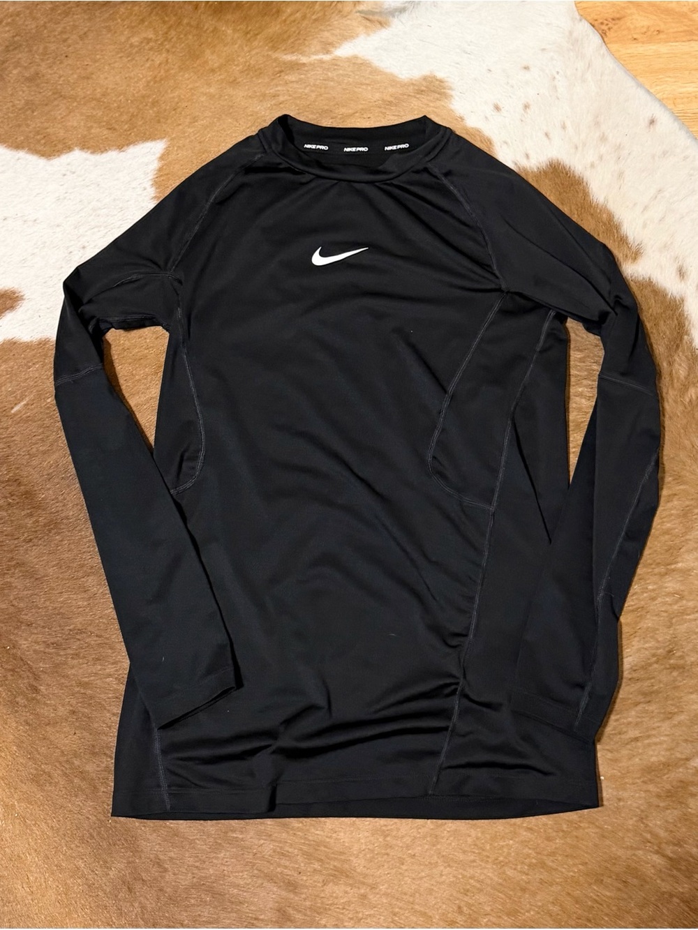 Nike Pro Women’s Black Long-Sleeve Dri-FIT Performance Shirt size Large